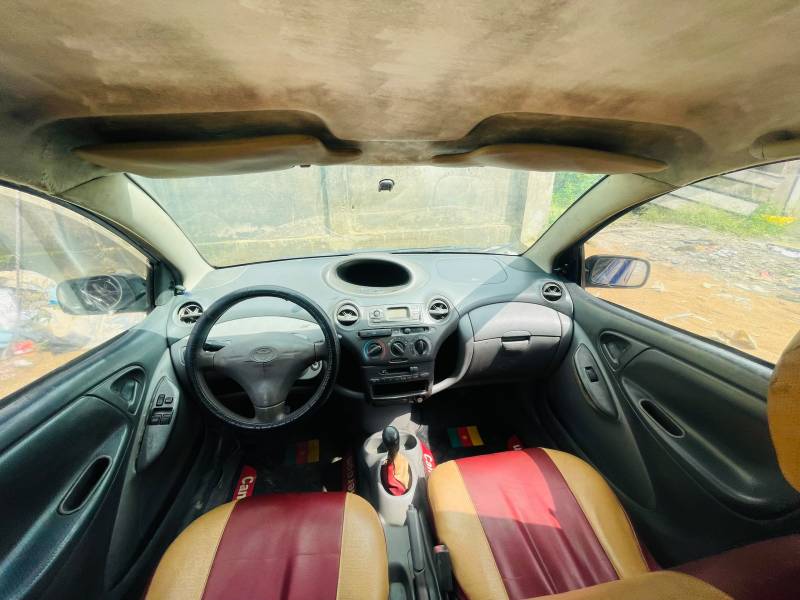 Toyota Yaris 2002