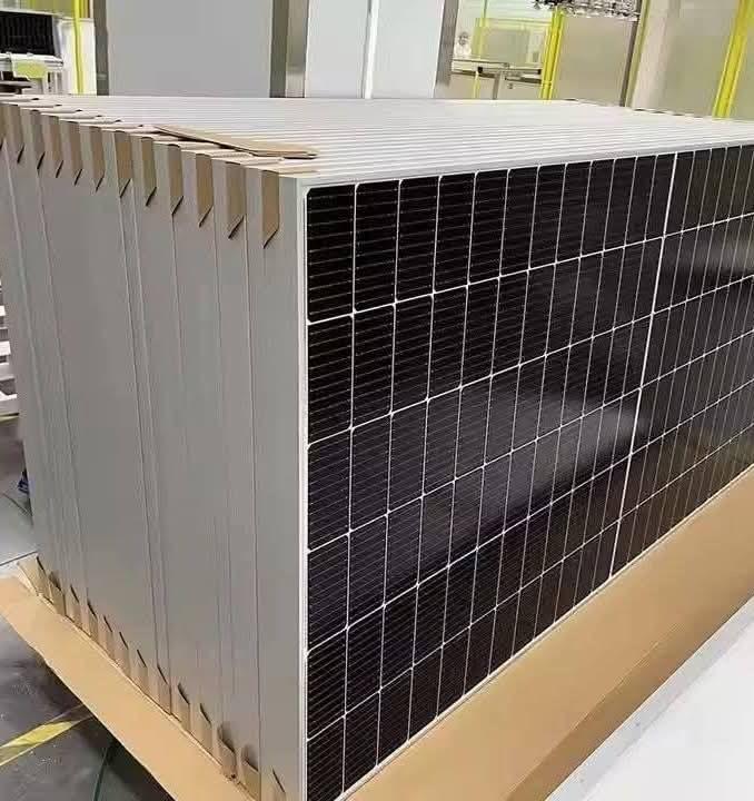 Panneaux solaires haute performance – 585W ☀️🔋