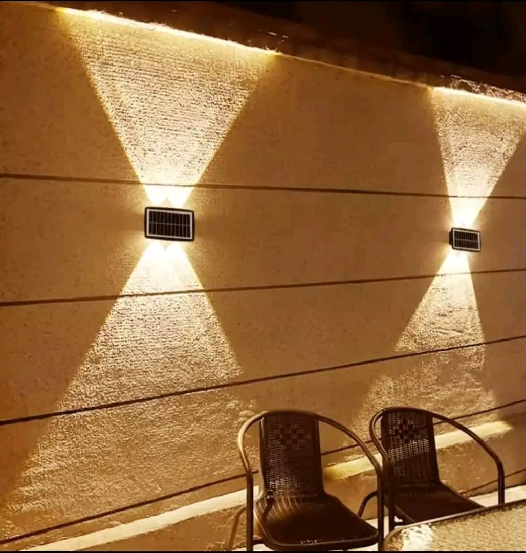 LAMPE MURALE SOLAIRE