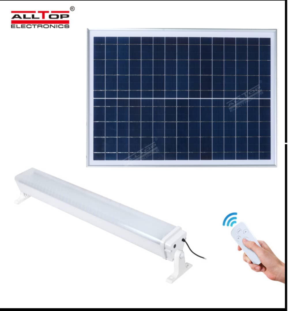 Lampe solaire à LED 60 W à triple protection (télécommande)